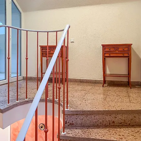 T&k - - 4 Apartment